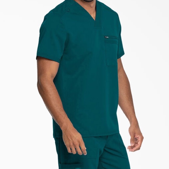 Men's Balance V-Neck Scrub Top & Zip Fly Scrub Pants Set - Picture 1 of 14
